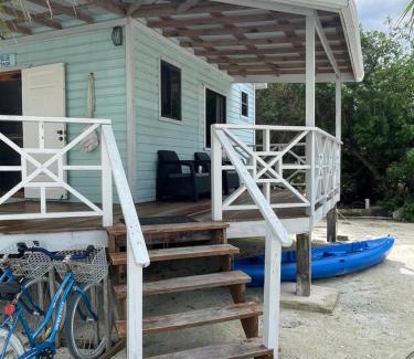 Caye Caulker House | Hidden Treasure Vacation Home Blue Bay Cottage
