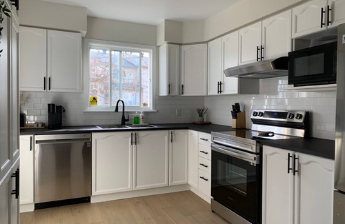 Ottawa Division House | Hideaway at Margrave