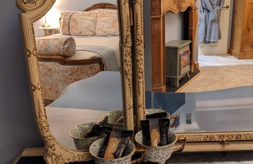 Narberth Bed & Breakfast | Hideaway Escapes B&B
