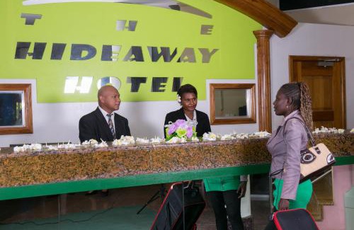 Port Moresby Hotel | Hideaway Hotel