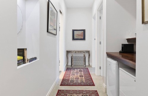 Whites Valley House | Hideaway Nook by Wine Coast Holiday Rentals