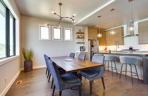 Hideout House | Hideout Haven Luxe Retreat with Lake View and Hot Tub
