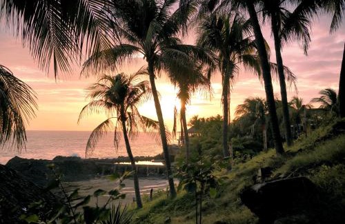 El Transito Bed & Breakfast | Hideout Surf House
