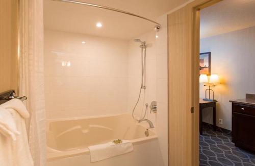 Banff Hotel | High Country Inn