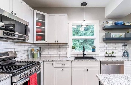 Saugerties House | High Falls House: Indoor Hot Tub 3BR, 2+ acres, Games, Firepit Near Woodstock