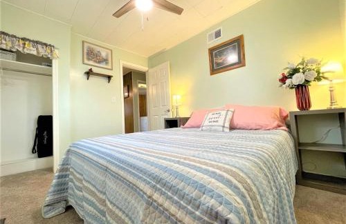 Van Wert House | High - Family Neighborhood, Pet Friendly