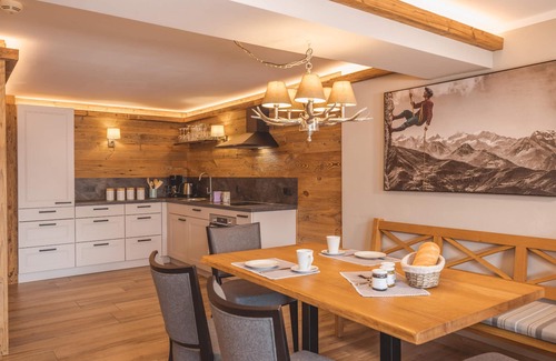 Westendorf Apartment | High quality apartment with private sauna and stunning views on the ski slope.