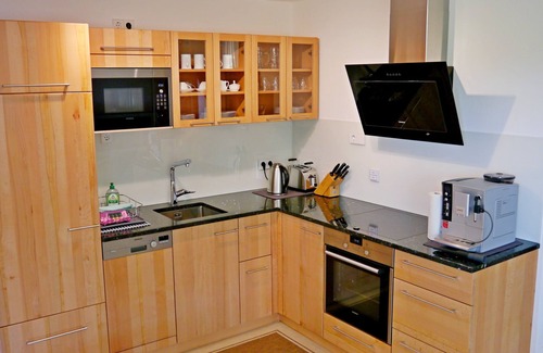 Erlangen Apartment | High quality apartment with SHI health pass