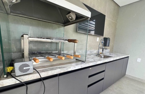 Centro House | High standard house in Guarajuba 5/4 with swimming pool, 150m from the beach.