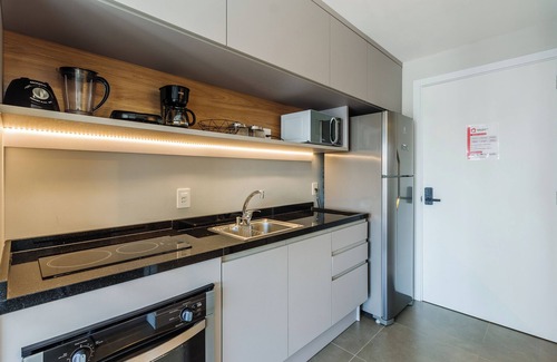 Auxiliadora Apartment | High-standard Studio in Moinhos Gos1007