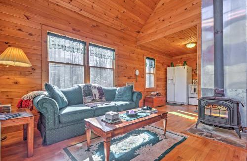 Cashiers House | Highlands Cabin with Forest Views Less Than 4 Mi to Cashiers