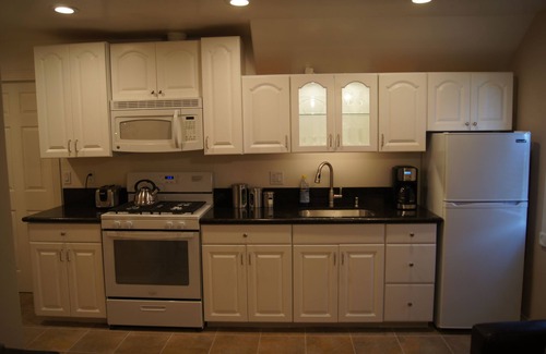 Golden Hill Condo | Highly upgraded. Walk to DT, Conv Ctr. Mins. to Zoo, Beach , Airport, Sea World