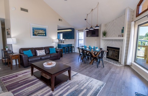 Coffee City House | Highsaw Lakefront Escape - Dock, Swimming, View, Firepit, Relaxing