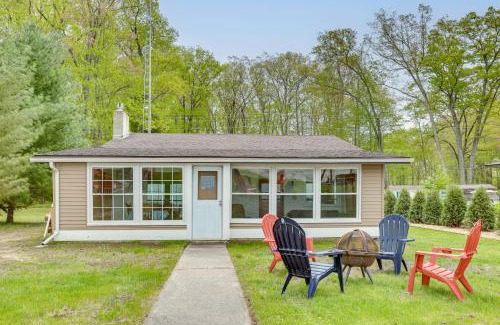 Baldwin House | Hike, Fish and Explore Lakefront Cottage in Baldwin