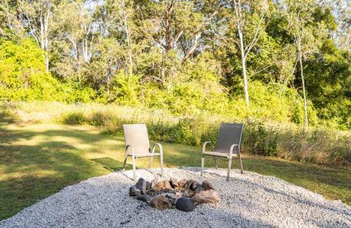 Perwillowen House | Hill Creek Tiny House 4 by Tiny Away