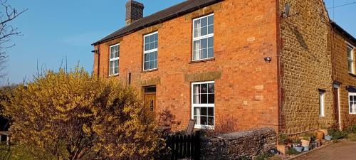 Sibford Gower House | Hill House