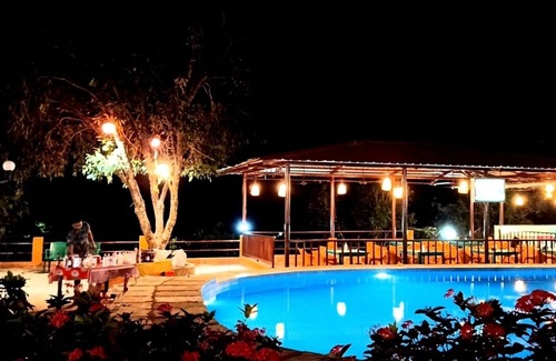 Tiracol Hotel | Hill Rock