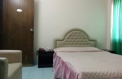 Chittagong Hotel | Hill Town Residence