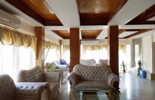 Chittagong Hotel | Hill Town Residence