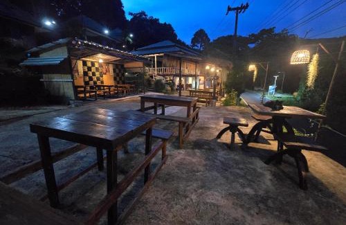 Bang Bao Bay Cabin | Hillhouse bungalow