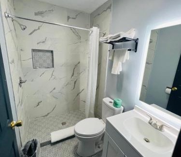 Hillsboro Hotel | Hillsboro Inn & Suites