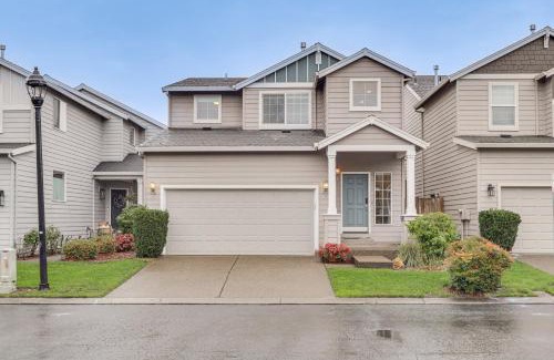 Witch Hazel House | Hillsboro Vacation Rental about 19 Mi to Portland!