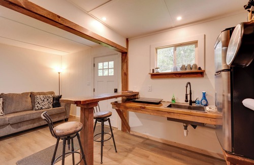 Hillsgrove Cabin | Hillsgrove Cabin: 9 Mi to Worlds End State Park!