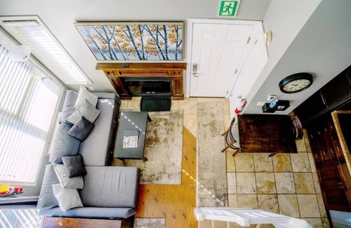 Craigleith Apartment | Hillside BLUE MTN family Loft