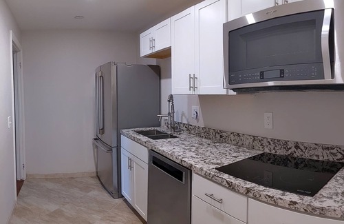 San Marcos House | Hillside Villa - 2 bed/2bath 1st floor of subdivided home with full privacy/pool