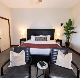 Berlin Bed & Breakfast | Hillside Villa Ohio