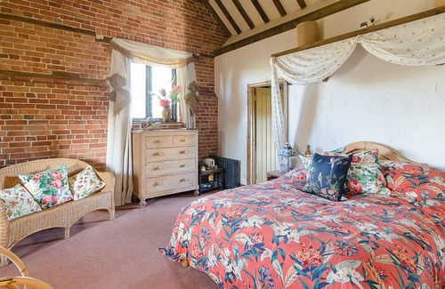 Winterborne Zelston Bed & Breakfast | Hilltop Barn