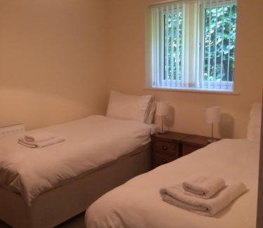 Dursley House | Hilltop Cottage