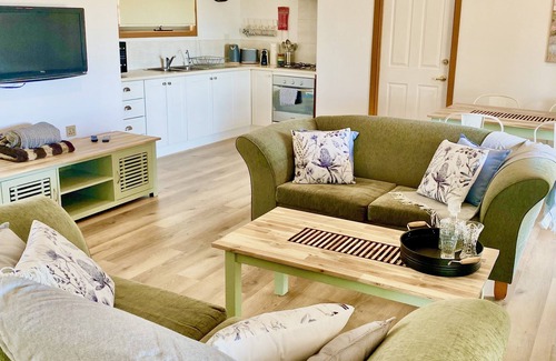 West Toodyay Cottage | Hilltop Country Cottage