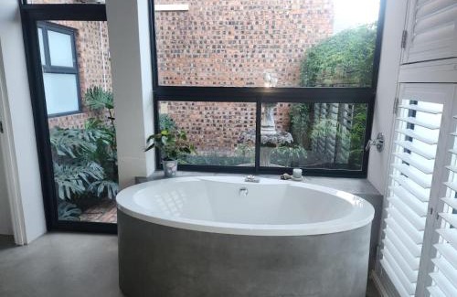 Ladysmith Bed & Breakfast | Hilltop House