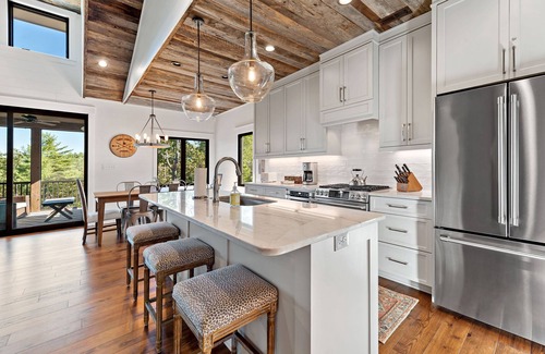 Nebo House | Hilltop Lodge | Opulent Lakefront Living & Private Dock on Lake James!