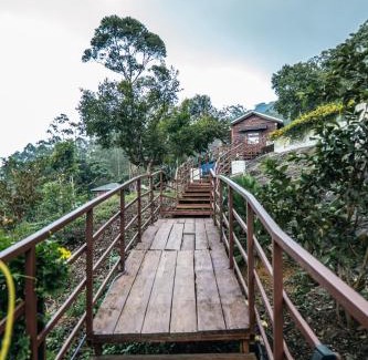 Nullatanni House | Hilltop Munnar by Fracspace
