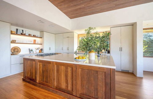 Newrybar House | Hilltop Retreat l Pool & Fire Pit l Nova Escapes