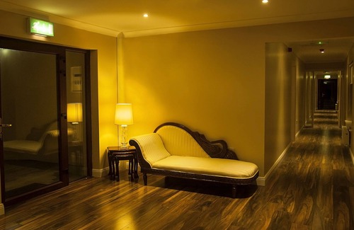 Lusk House | Hillview House