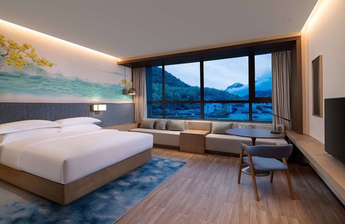 Jiuzhaigou Hotel | Hilton Garden Inn Jiuzhaigou
