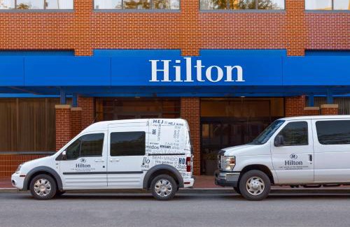 West Central Hotel | Hilton Fort Wayne at the Grand Wayne Convention Center