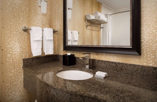 Mount Mourne Hotel | Hilton Garden Inn Charlotte/Mooresville