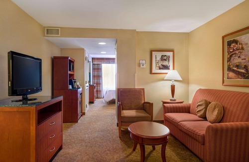 Mayfield Hotel | Hilton Garden Inn Cleveland East/Mayfield Village