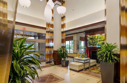 Mayfield Hotel | Hilton Garden Inn Cleveland East/Mayfield Village