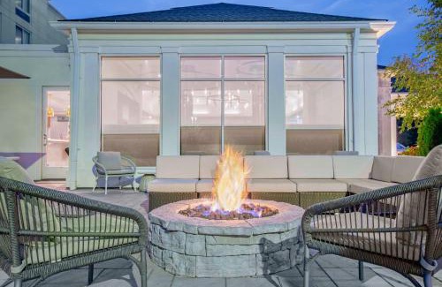 Danbury Hotel | Hilton Garden Inn Danbury