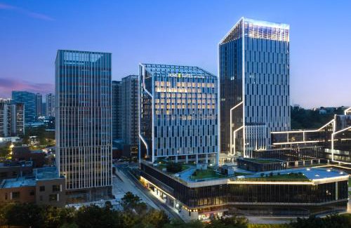 Guangzhou Science City Hotel | Hilton Garden Inn Guangzhou Huangpu Science City offers free shuttle buses during the Canton Fair