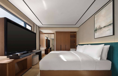 Downtown Hangzhou Hotel | Hilton Garden Inn Hangzhou West Lake
