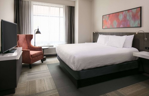 Iowa City Hotel | Hilton Garden Inn Iowa City Downtown University