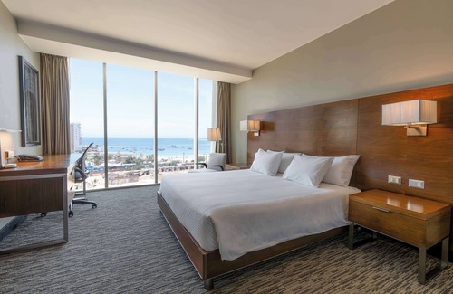 Cavancha Hotel | Hilton Garden Inn Iquique