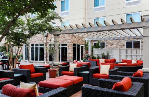 Melville Hotel | Hilton Garden Inn Melville