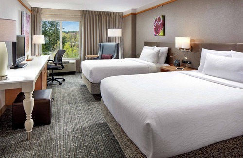 Lake Forest Hotel | Hilton Garden Inn Portland/Lake Oswego